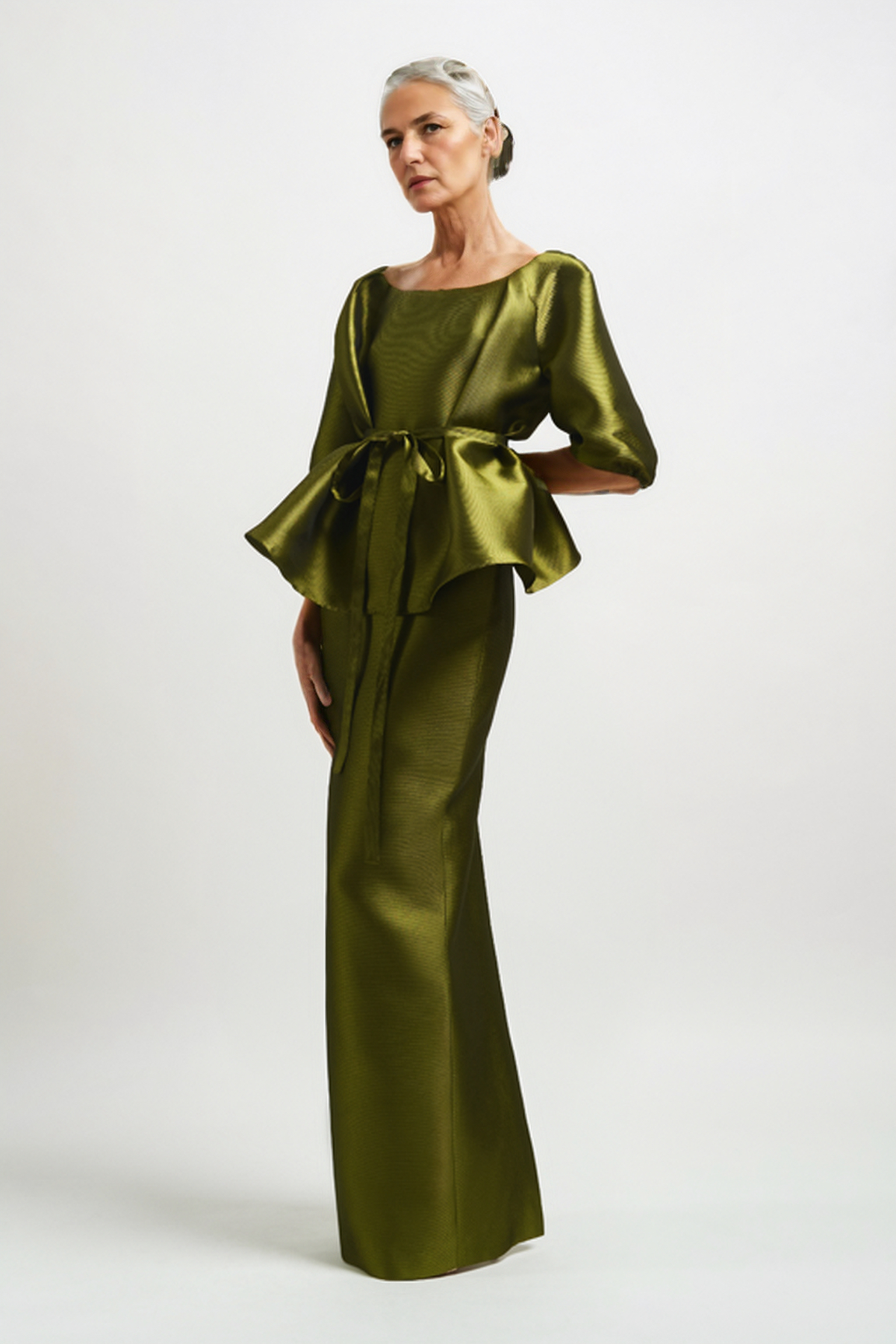 ¿Qué se pone una madrina de boda? Elegancia atemporal para madres e invitadas inolvidables - Imagen destacada